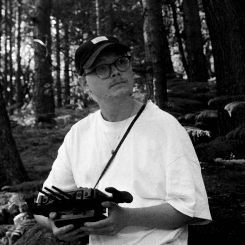 Tom Oliver - Director